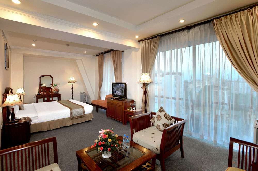 Rosaliza Hotel Hanoi Exterior photo