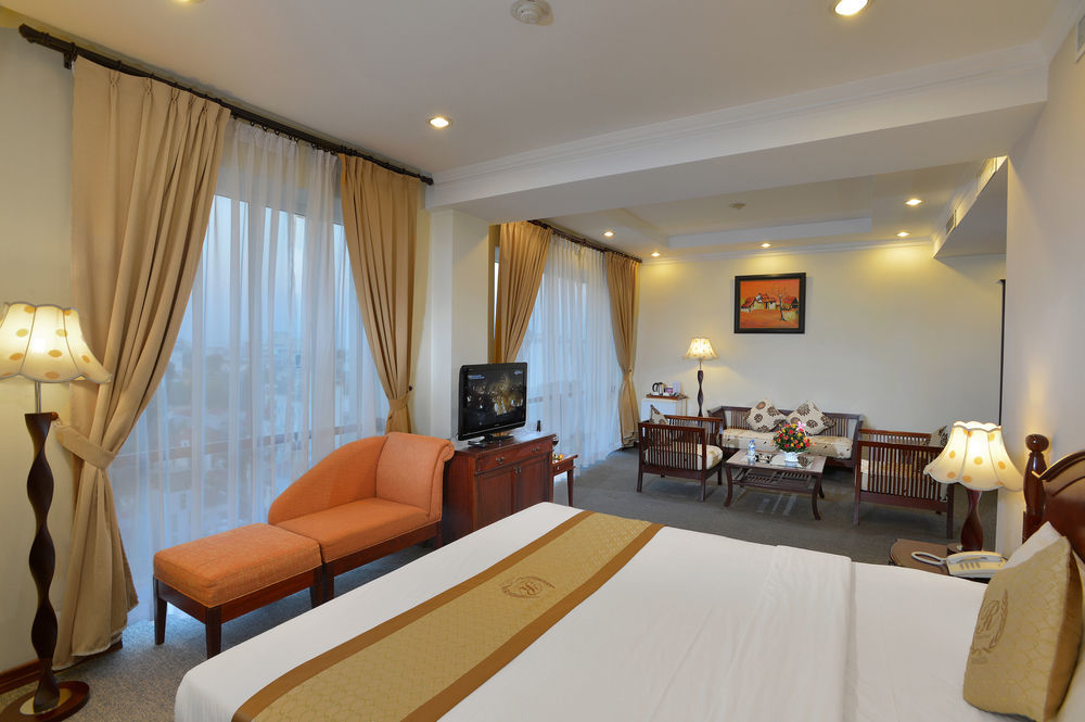 Rosaliza Hotel Hanoi Exterior photo