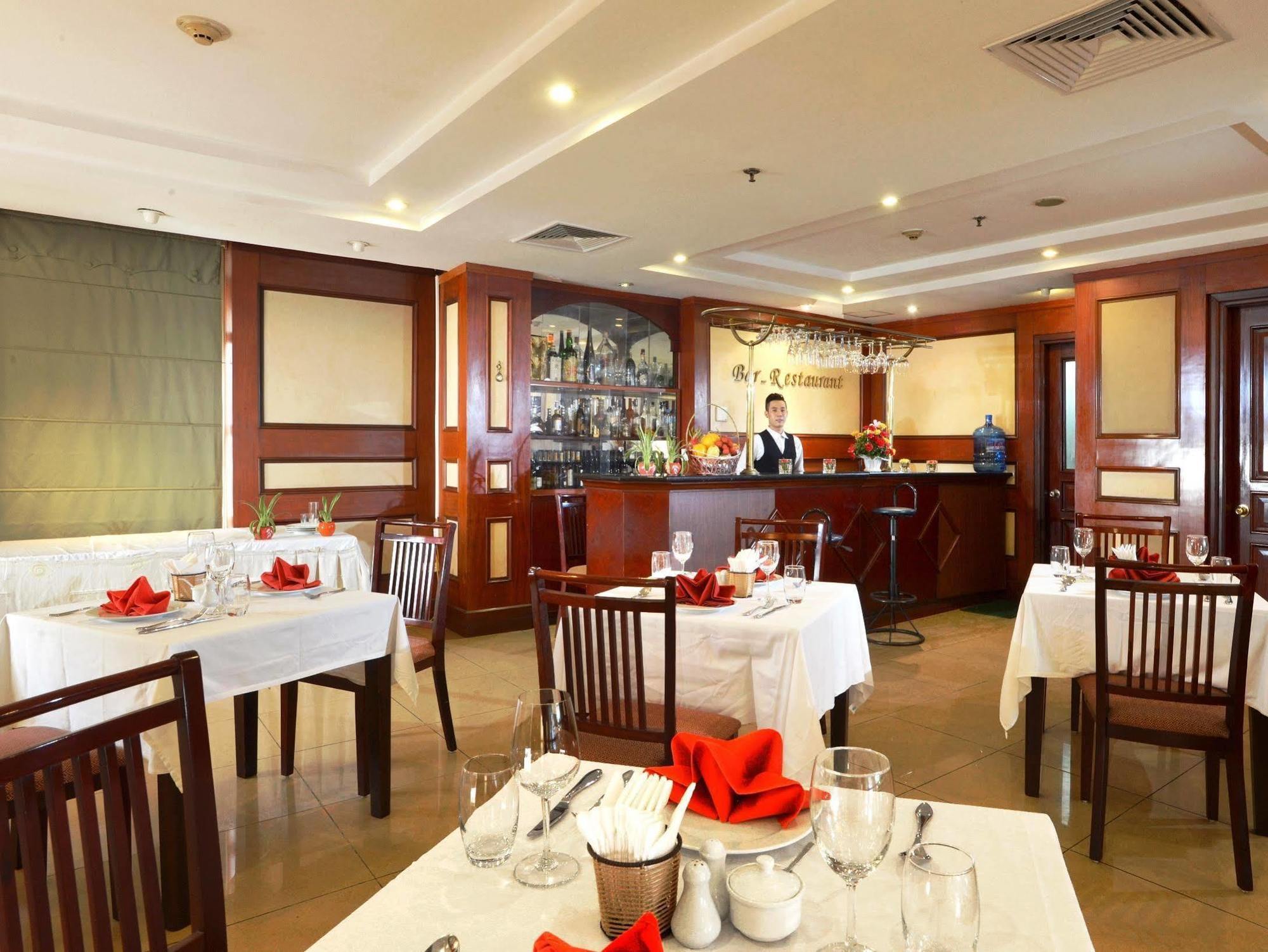 Rosaliza Hotel Hanoi Exterior photo